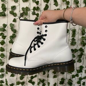 LIKE NEW BEST DEAL Dr. martens matte white boots
